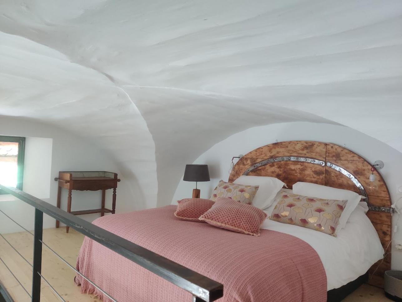 Charme Et Authenticite Dans Une Ferme. Lourmarin Zewnętrze zdjęcie